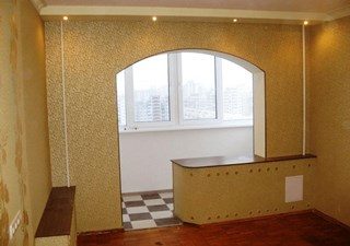 Ремонт зала с балконом в Кирове под ключ