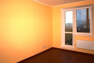Ремонт спальни с балконом в Кирове под ключ